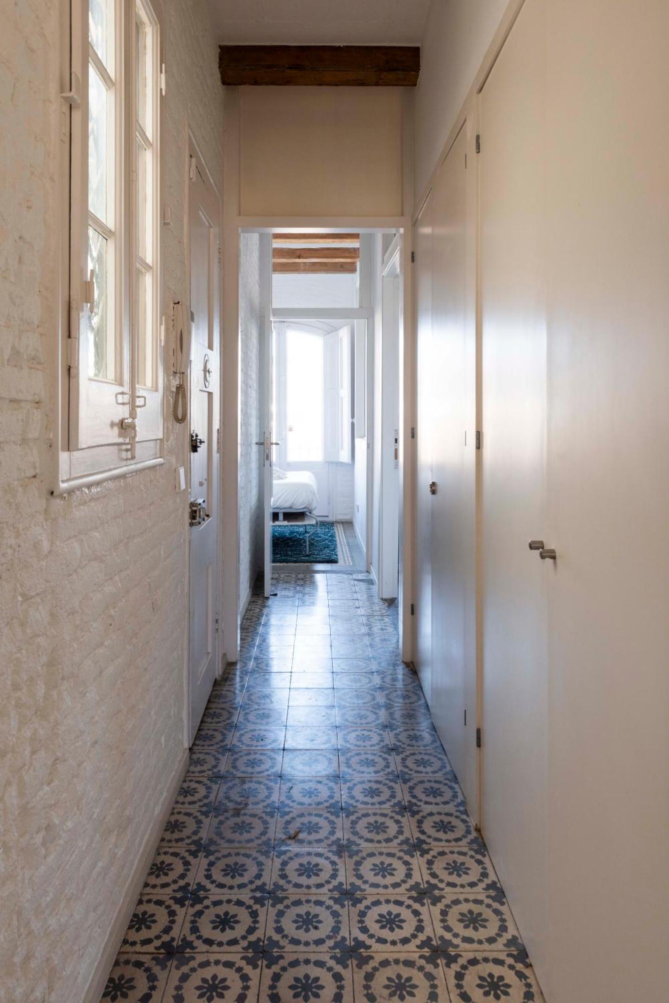 Enchanting 2 Bedroom Flat With Terrace Near Placa Espanya Barcelona Exterior foto
