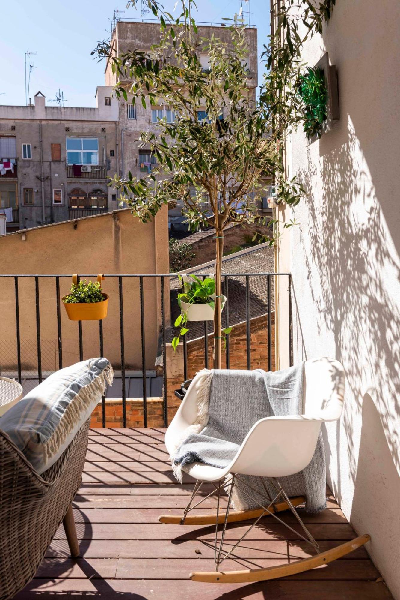 Enchanting 2 Bedroom Flat With Terrace Near Placa Espanya Barcelona Exterior foto