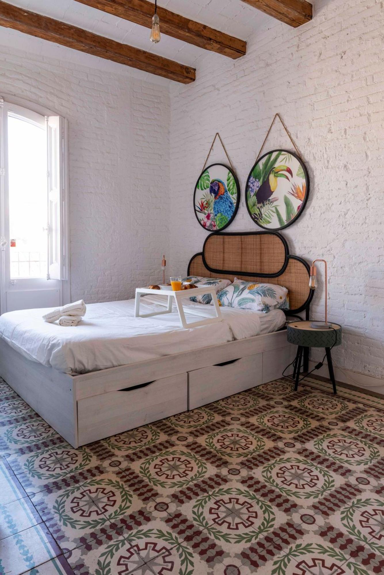 Enchanting 2 Bedroom Flat With Terrace Near Placa Espanya Barcelona Exterior foto